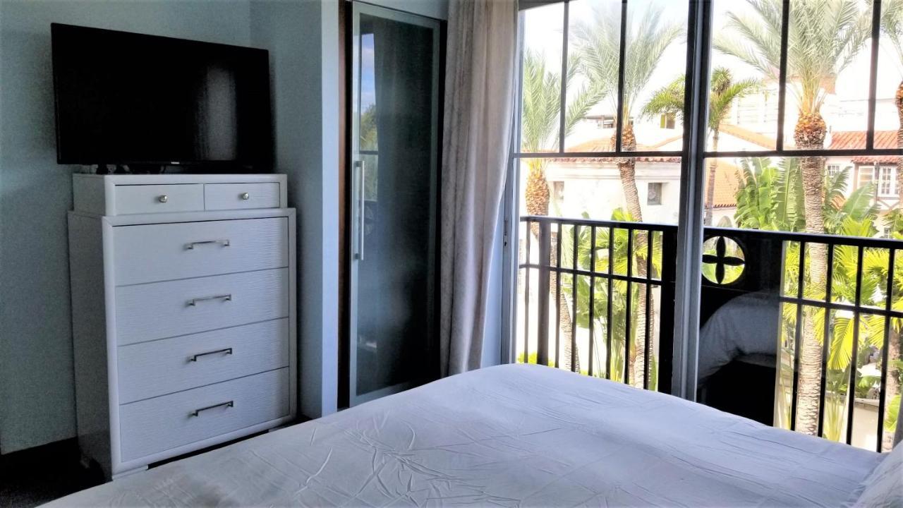 Versace Mansion View Suite At The Strand 迈阿密海滩 外观 照片